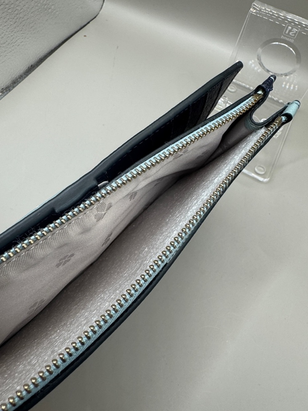 Kate Spade New York Spencer Continental Wristlet Wallet - Picture 4 of 5